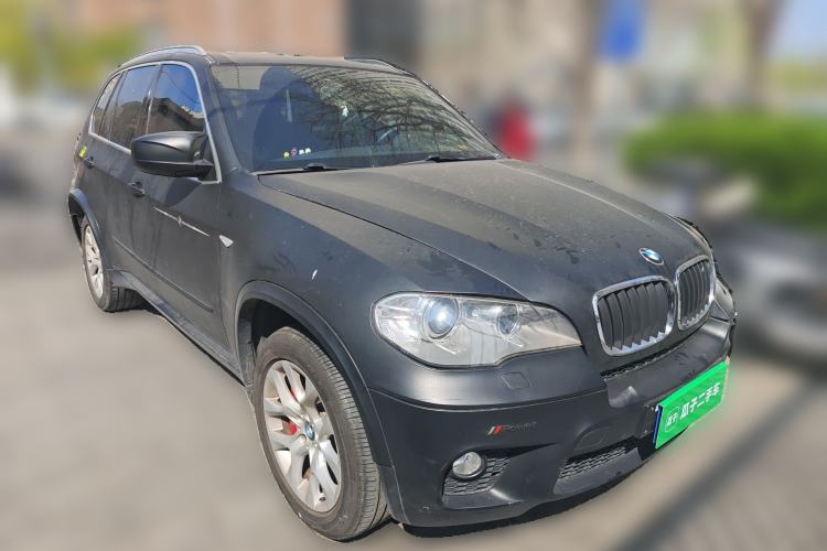 Used BMW X5 2011 xDrive35i M Sport model Front Right 45 Deg