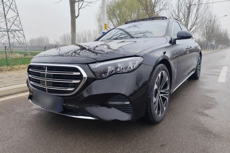 Used Mercedes-Benz E-Class 2025 Facelift E 300 L Luxury Edition Front Left 45 Deg