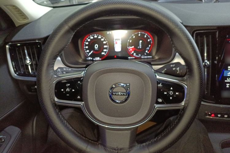 Used Volvo S90 2020 T5 Zhiyi Sport Edition
