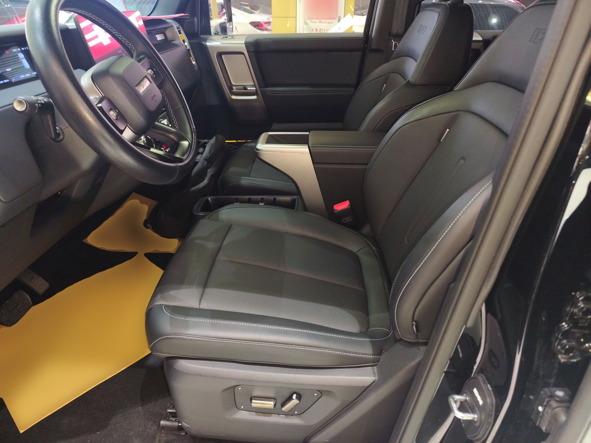 المقاعد الأمامية داخل السيارة