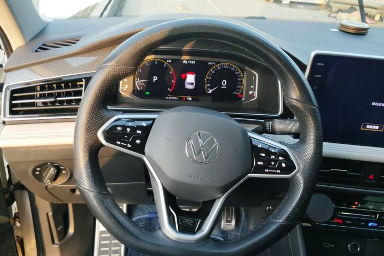 Used Volkswagen Tiguan L 2022 330TSI Automatic Two-Wheel Drive R-Line Enhanced Edition Steering Wheel