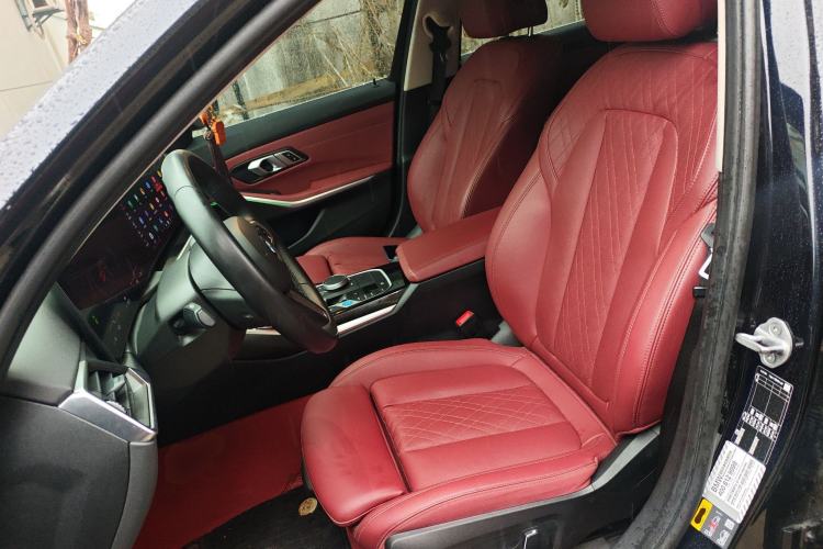 Used BMW i3 2024 eDrive 35 L
