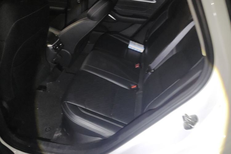 Used Geely Auto Emgrand 2023 4th Generation Champion Edition 1.5L CVT Luxury Model Left Rear Seat