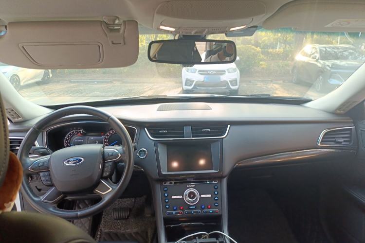 Used Ford Taurus 2018 EcoBoost 245 Premier Edition China VI Standard