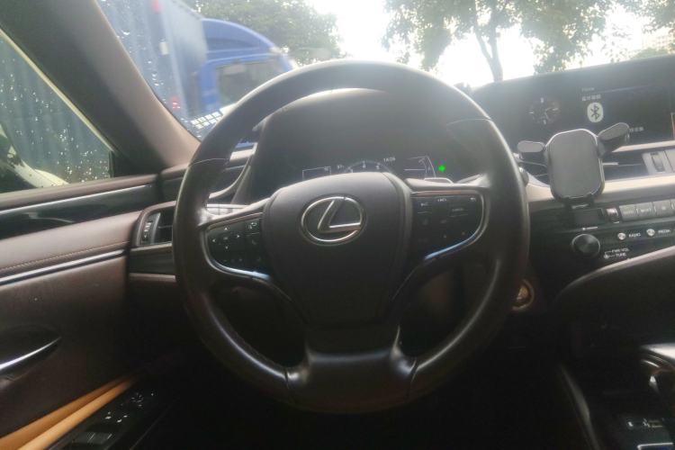 Used Lexus ES 2020 200 Excellence Edition