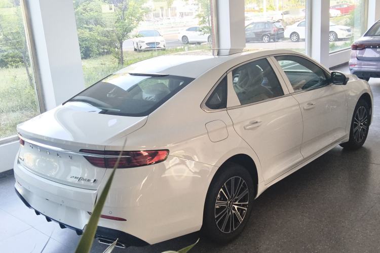 Used Geely Auto Preface 2026 Model Oriental Yao 1.5TD Fuyao Edition