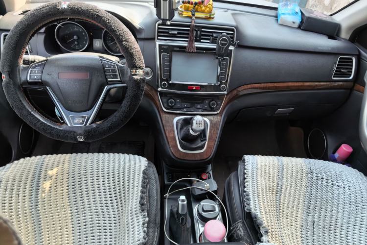 Used Haval H6 2015 Revised Version Sport Edition 1.5T Manual Transmission Two-Wheel Drive Elite Grade