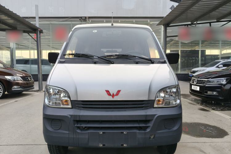 Used Wuling Zhiguang 2020 1.2L Van Utility Model China VI Emission Standard 2 Seats LSI
