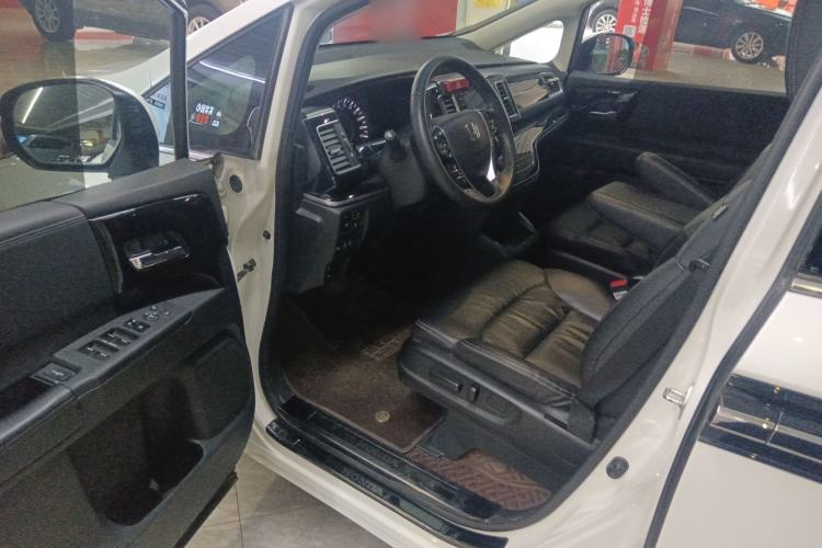 Used Honda Elysion 2019 2.0L Hybrid Supreme Edition
