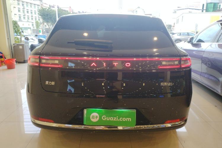 Used Hima AITO M5 2025 Extended-Range Ultra Rear-Wheel-Drive Version
