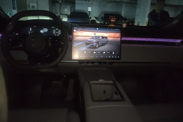 Used Zeekr 7X 2025 75 kWh Rear-Wheel Drive Intelligent Driving Version Center Console