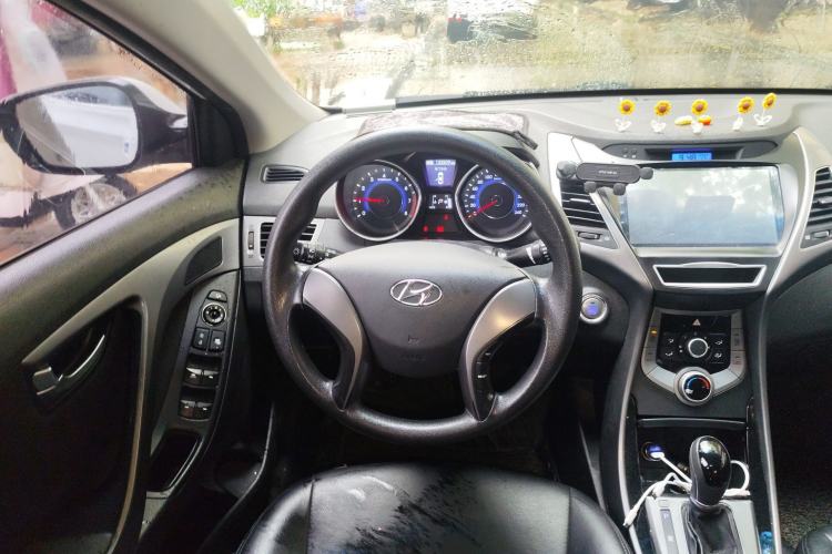 Used Hyundai Elantra (5th Generation / Langdong) 2015 1.6L Automatic Leading Model Steering Wheel