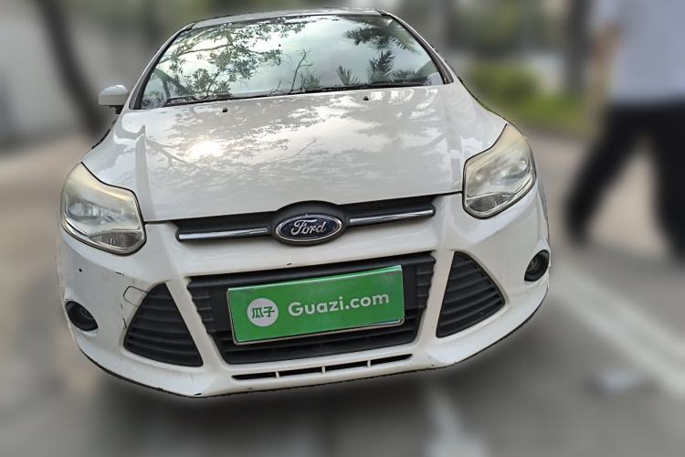 Used Ford Focus 2012 Sedan 1.6L Manual Comfort Model
