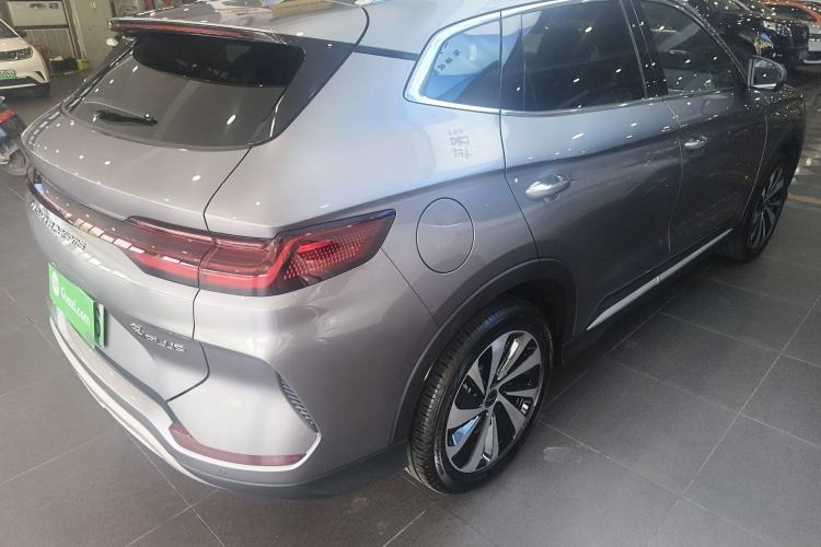 Used BYD Song PLUS New Energy 2024 Honor Edition EV 520km Premium Model