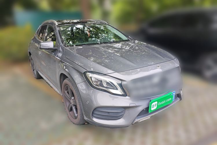 Used Mercedes-Benz GLA 2019 GLA 200 Fashion Model Front Right 45 Deg
