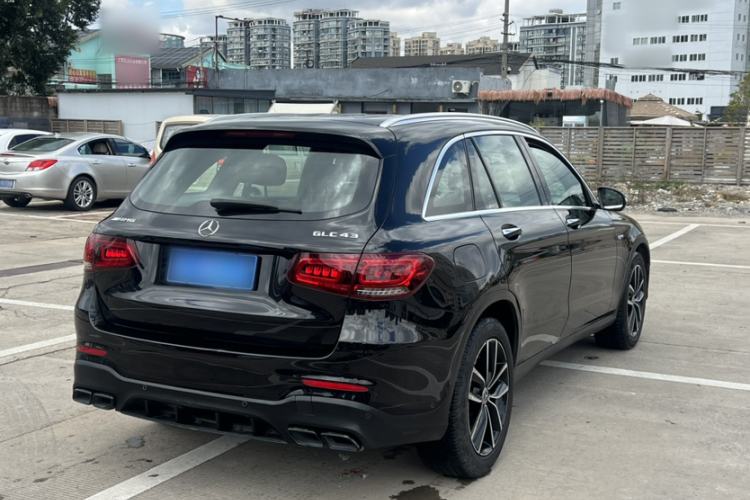 Used Mercedes-Benz GLC 2020 Facelift GLC 260 L 4MATIC Luxury Edition Exterior 4