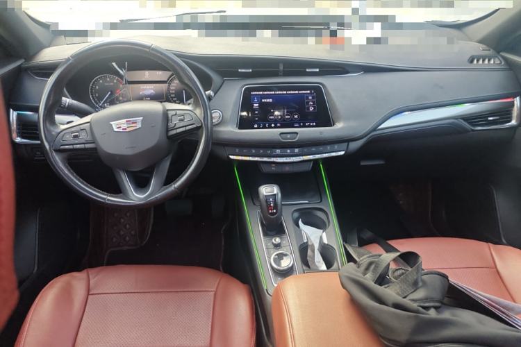 Used Cadillac XT4 2018 28T Two-Wheel Drive Tech Version