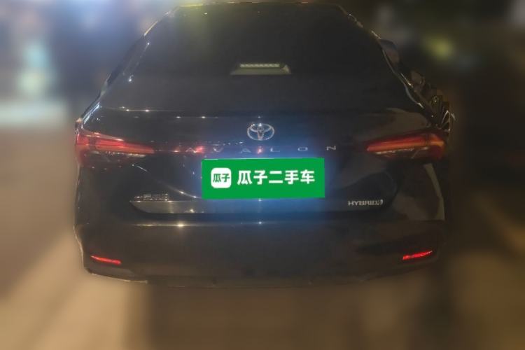 Used Toyota Avalon 2019 Dual-Engine 2.5L Luxury Edition China VI Standard Rear