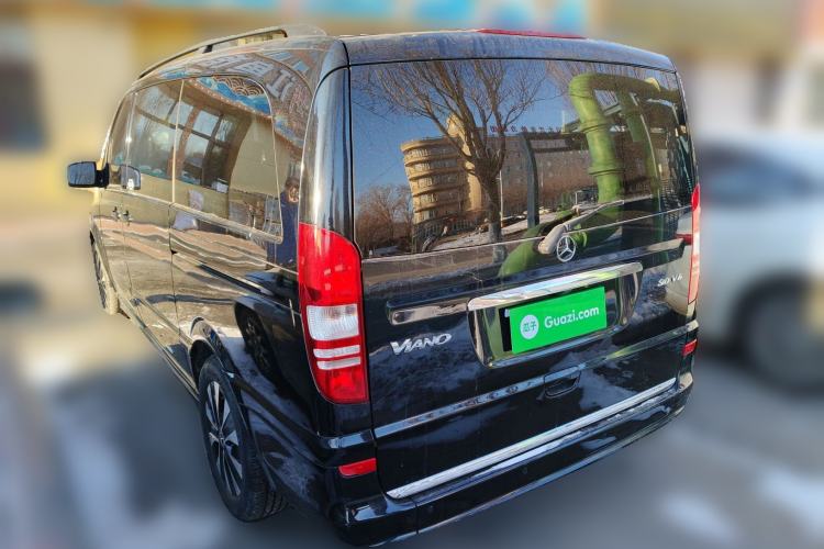 Used Mercedes-Benz Viano 2013 3.0L Navigator Edition