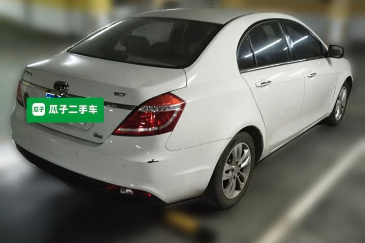 Used Geely Auto Emgrand 2015 Sedan 1.5L CVT Upward Version
