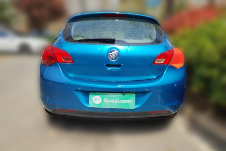 Used Buick GT 2012 XT 1.6L Manual Entry-Level Model