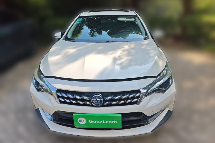 Used Venucia D60 2018 1.6L CVT Smart Connect Elite Edition