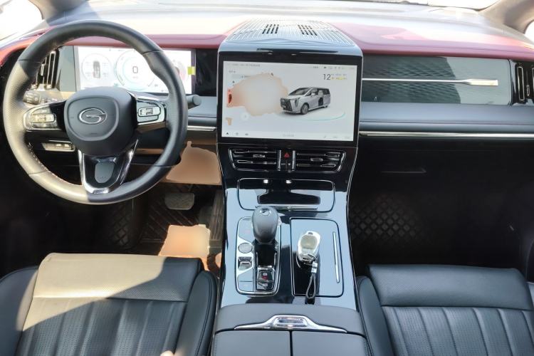 Used GAC Trumpchi M8 2023 Zongshi Series Dual-Motor Flagship Edition Center Console