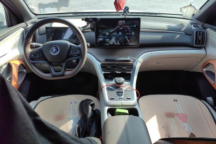 Used BYD Song Pro New Energy 2022 DM-i 51km Luxury Model Center Console