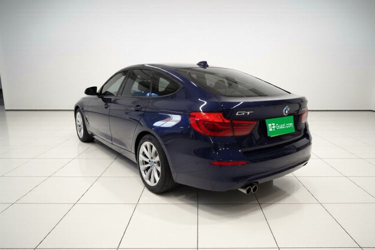 Used BMW 3 Series GT 2019 320i Sport Edition Exterior 3