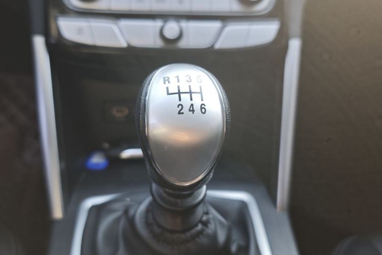 Used Great Wall Poer 2019 2.0T Commercial Version Manual Diesel Two-Wheel Drive Elite Long-Box GW4D20M
