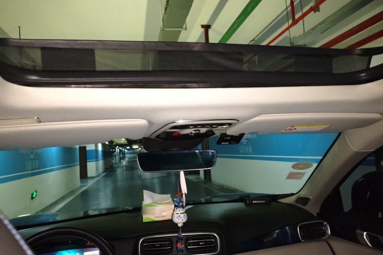 Used Lynk & Co 01 2017 2.0T Two-Wheel Drive Zhaopu Version Headliner