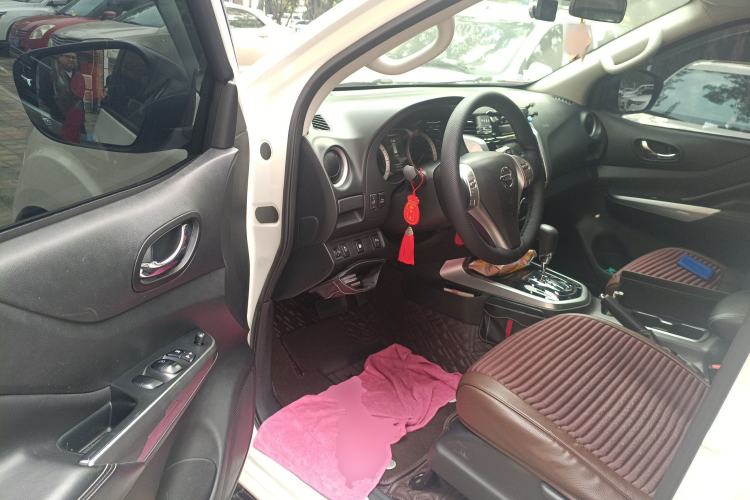 Used Nissan Terra 2018 2.5L Automatic 4x4 Luxury Edition