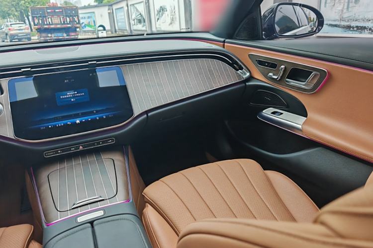 Used Mercedes-Benz E-Class 2024 E 300 L Stylish Model