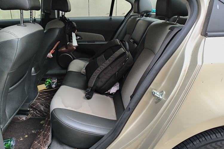 Used Chevrolet Cruze 2012 1.6L SE MT Left Rear Seat