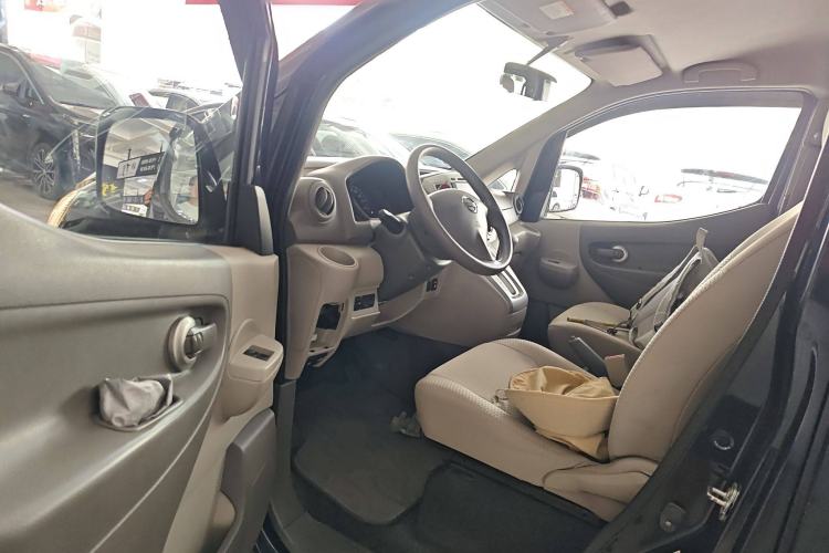 Used Nissan NV200 2014 1.6L CVT Zunya Trim China V Standard
