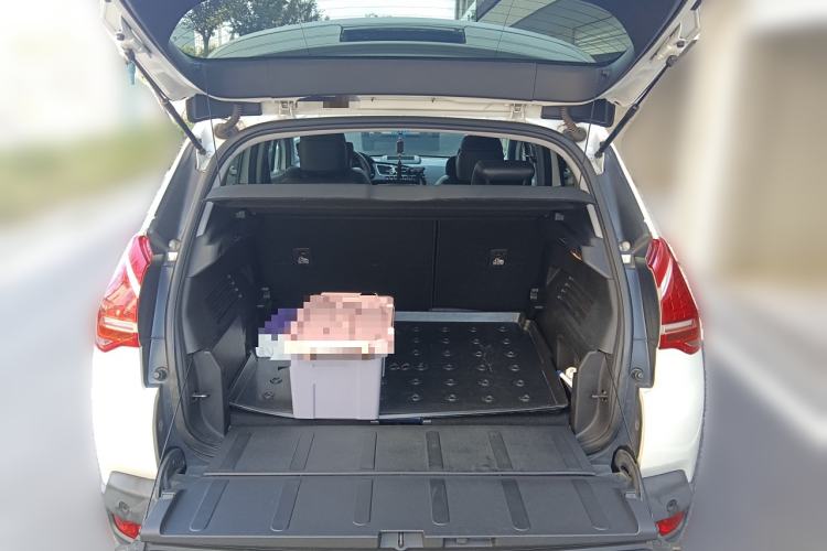 Used Peugeot 3008 2015 1.6THP Automatic Prestige Edition Trunk