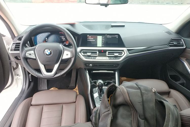 Used BMW 3 Series 2020 325Li First Edition Center Console