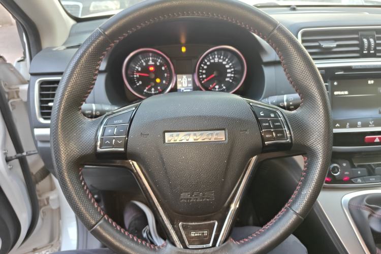 Used Haval M6 2018 1.5T Manual Two-Wheel Drive Elite Model Steering Wheel