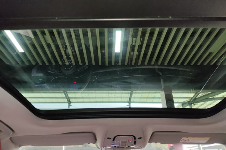 Used Audi A4L 2018 30th Anniversary Edition 40 TFSI Trendy Model Headliner