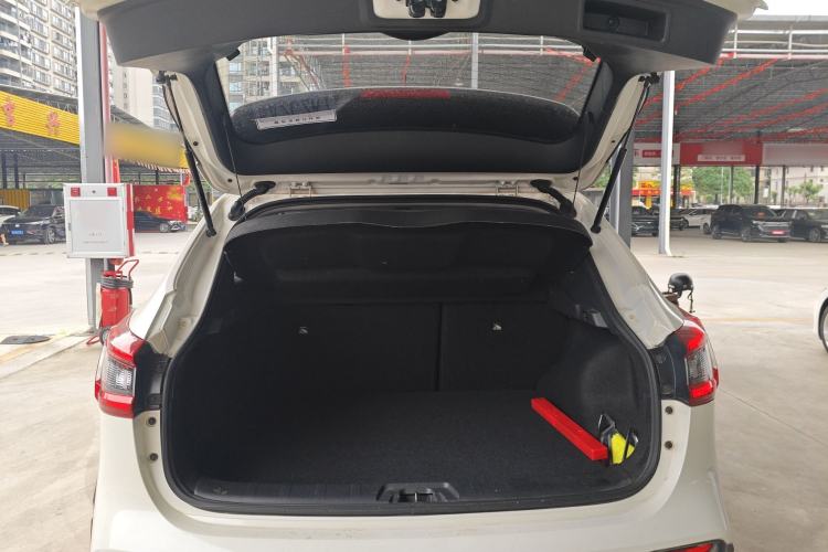 Used Nissan Qashqai 2019 2.0L CVT Luxury Edition Trunk