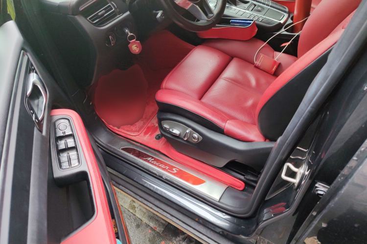 Used Porsche Macan 2018 Macan 2.0T
