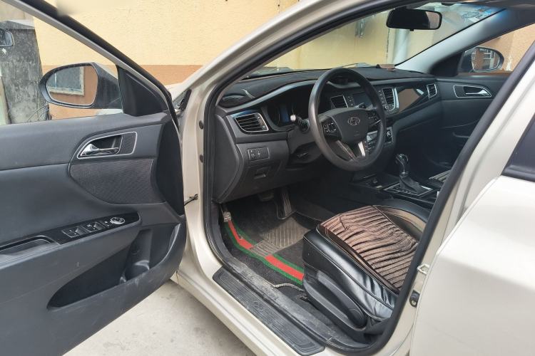 Used Hyundai Mistra 2016 1.8L Automatic Smart GLS Driver Seat