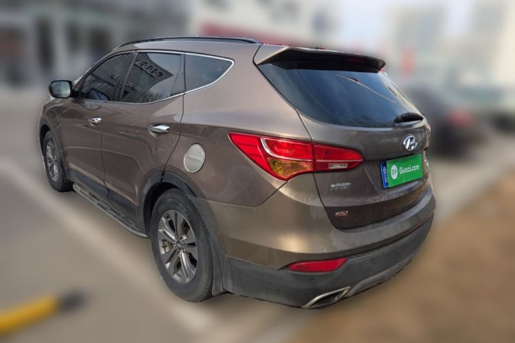 Used Hyundai Santa Fe 2013 2.4L Automatic Two-Wheel Drive Smart Version