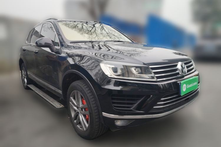 Used Volkswagen Touareg 2017 3.0 TSI Touareg Edition Front Right 45 Deg