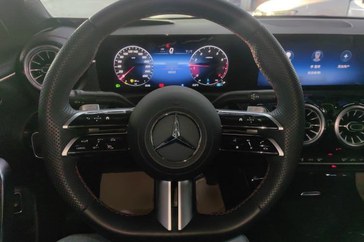 Used Mercedes-Benz A-Class 2024 Updated A 200 L Fashion Version
