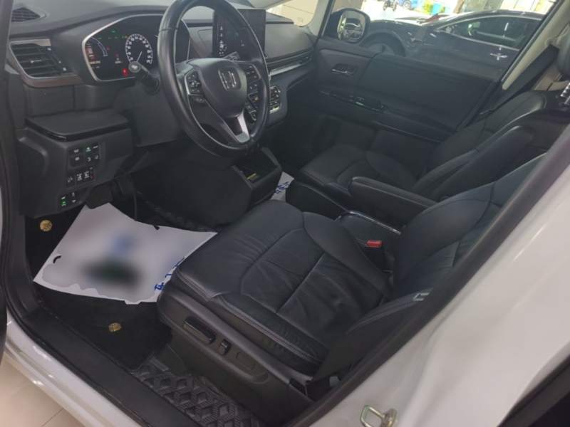Used Honda Odyssey 2022 2.0L eHEV Sharp·Luxury Edition — 14