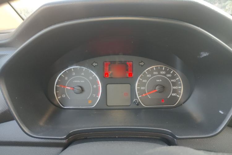 Used Wuling Hongguang V 2019 1.5L Jingqu Version China VI LAR
