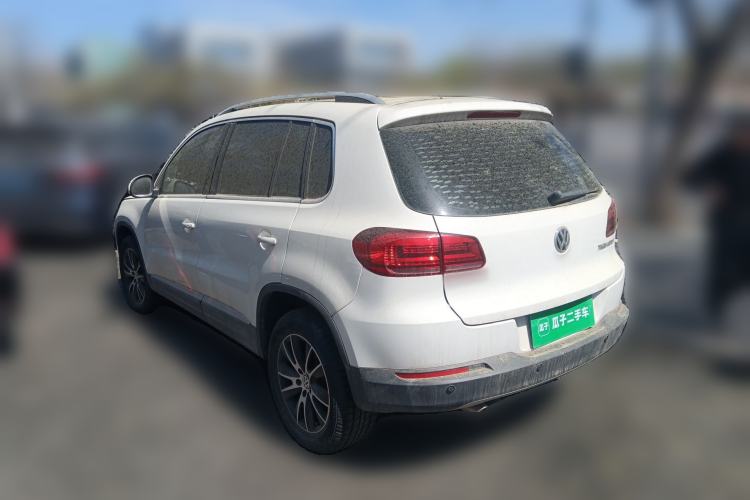 Used Volkswagen Tiguan 2015 1.8TSI Automatic Two-Wheel Drive Luxury Model Rear Left 45 Deg