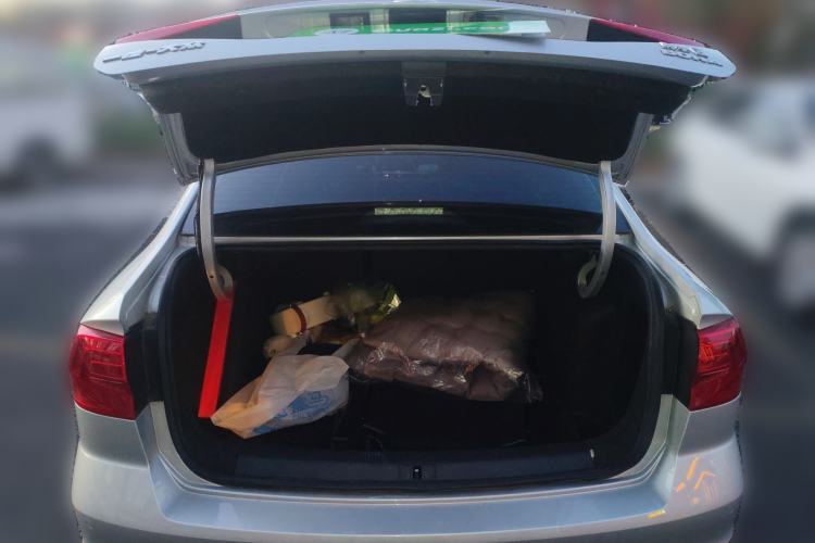 Used Volkswagen Bora 2015 Value Edition 1.6L Automatic Comfort Version