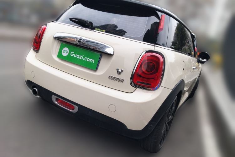 Used MINI 2016 1.5T COOPER Avant-Garde
